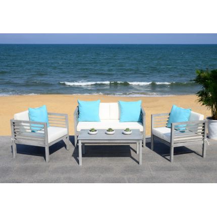 Outdoor Set With Accent Pillows